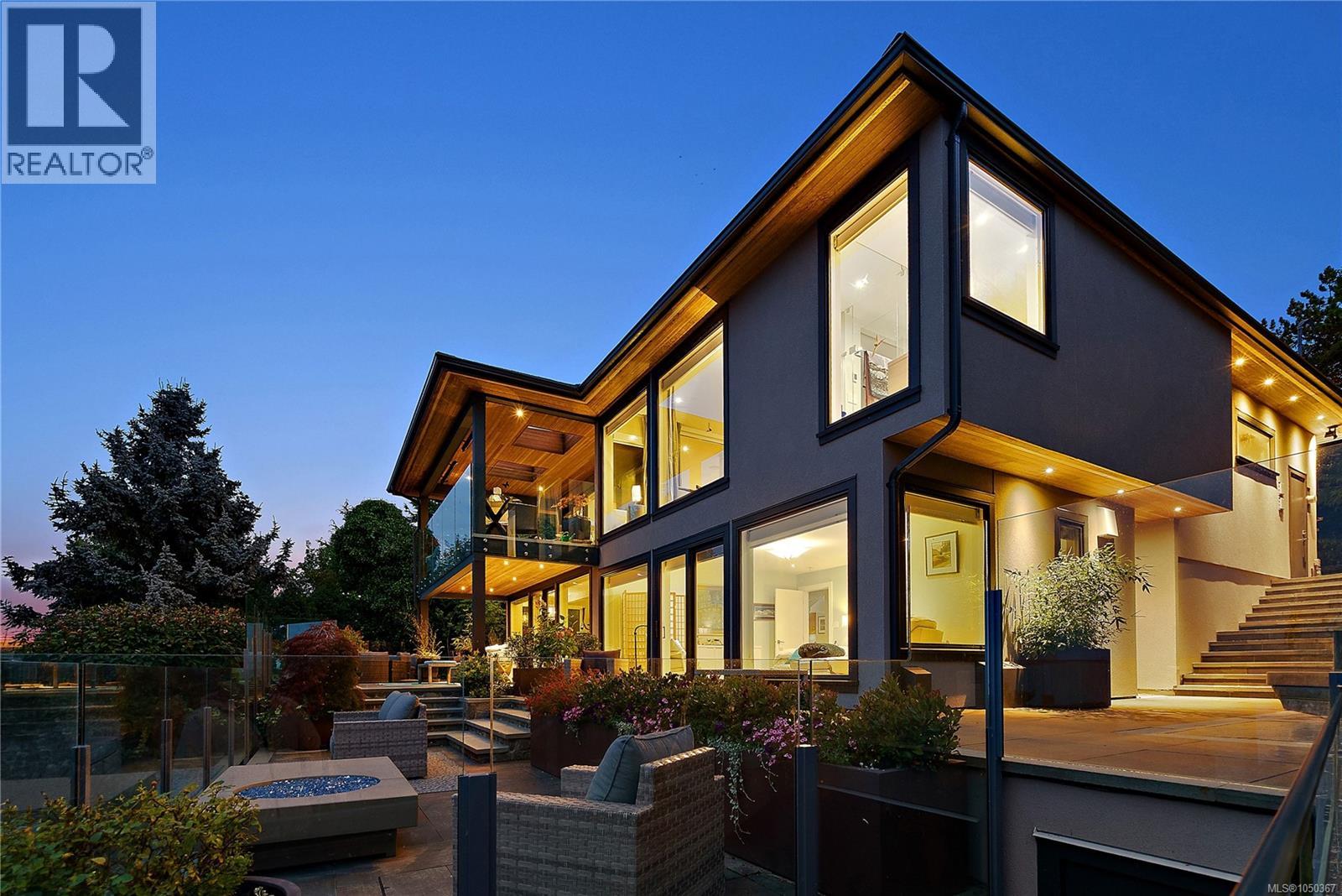  2920 Mt. Baker View Road, Saanich
