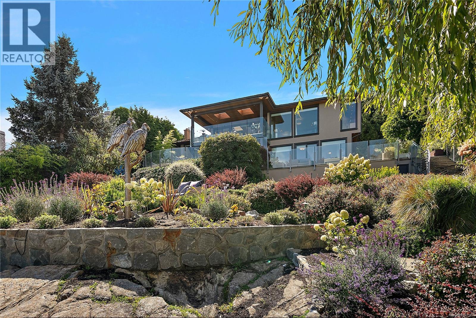  2920 Mt. Baker View Road, Saanich