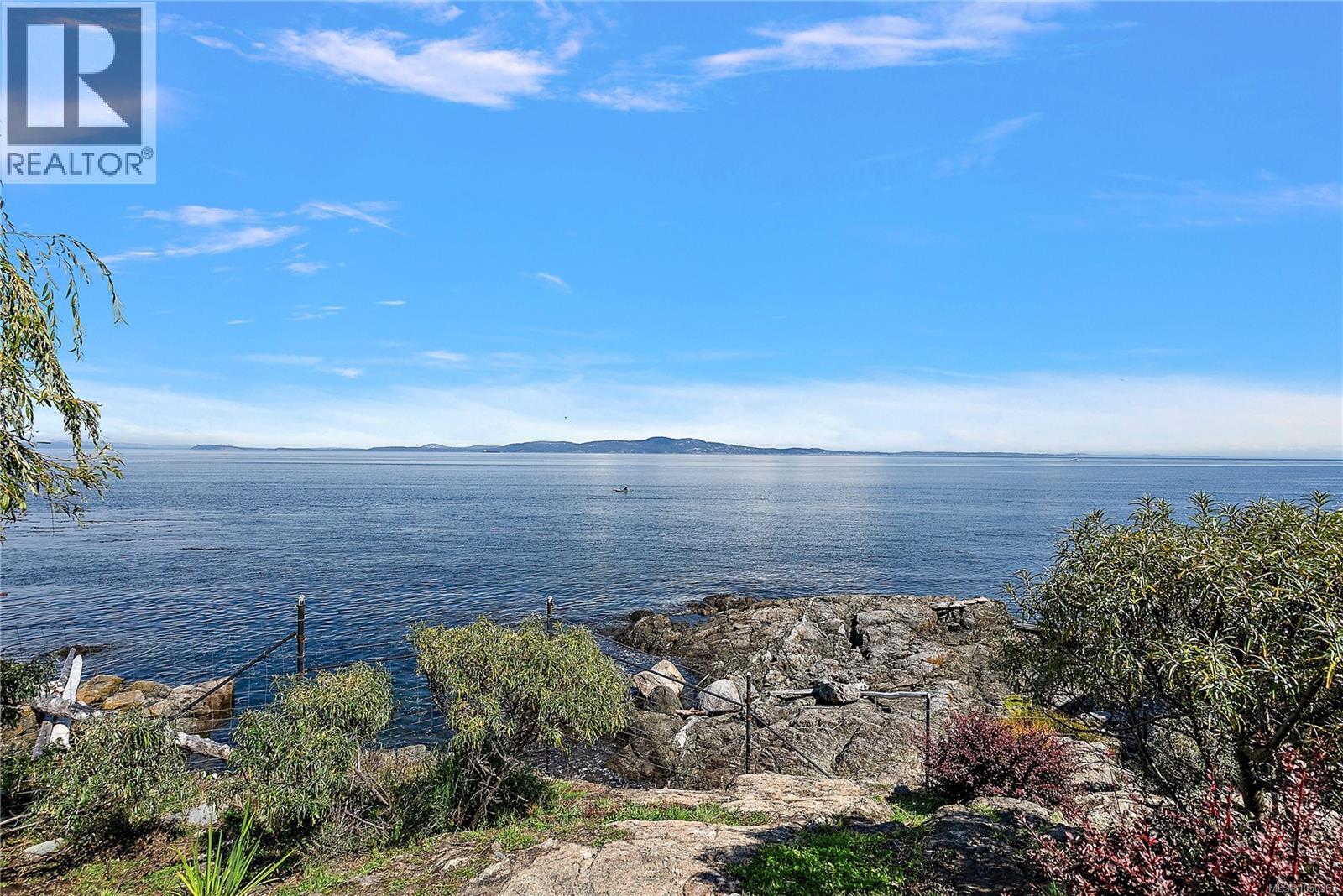  2920 Mt. Baker View Road, Saanich