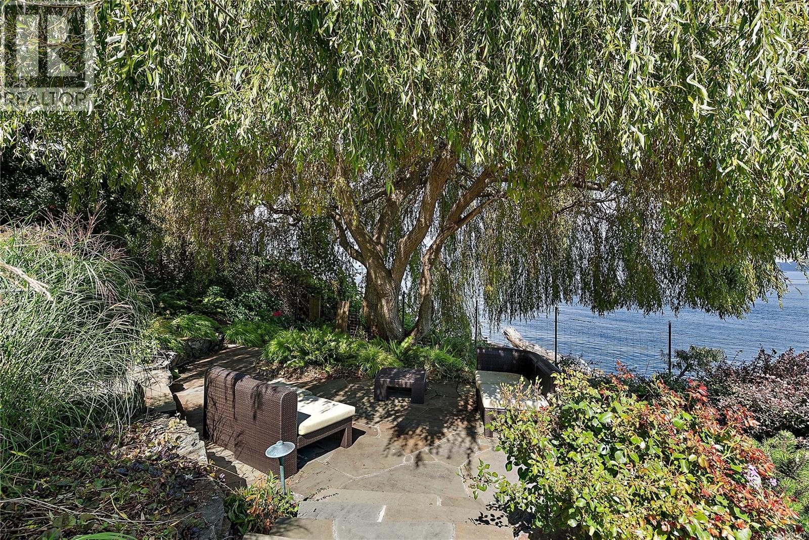  2920 Mt. Baker View Road, Saanich