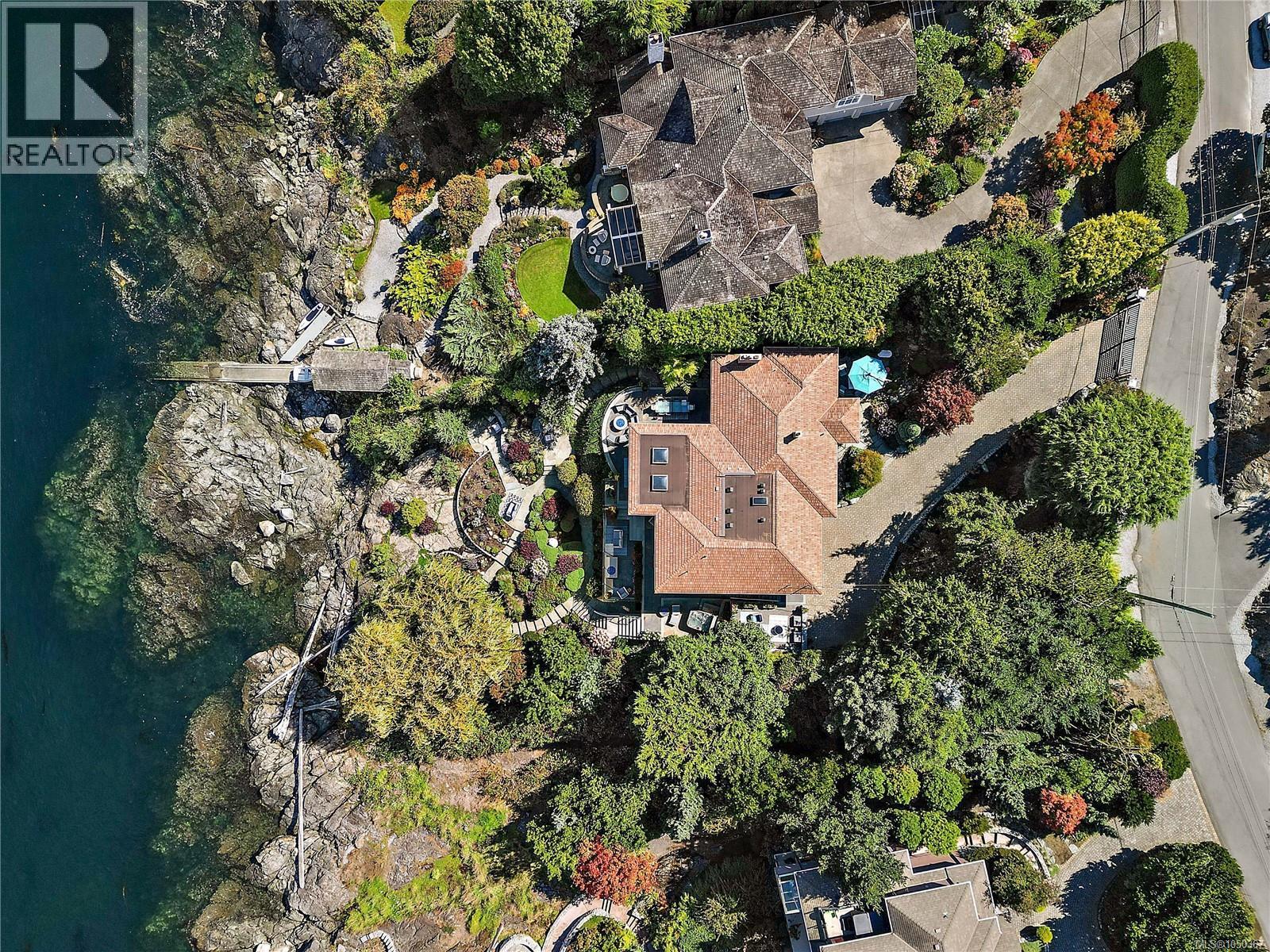  2920 Mt. Baker View Road, Saanich