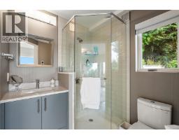 2920 Mt. Baker View Rd, Saanich, BC V8N1Z5 Photo 36