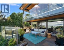 2920 Mt. Baker View Rd, Saanich, BC V8N1Z5 Photo 45