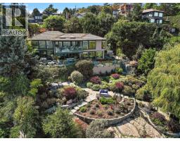 2920 Mt. Baker View Rd, Saanich, BC V8N1Z5 Photo 48