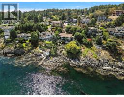 2920 Mt. Baker View Rd, Saanich, BC V8N1Z5 Photo 49