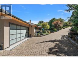 2920 Mt. Baker View Rd, Saanich, BC V8N1Z5 Photo 53