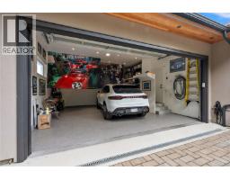 2920 Mt. Baker View Rd, Saanich, BC V8N1Z5 Photo 69