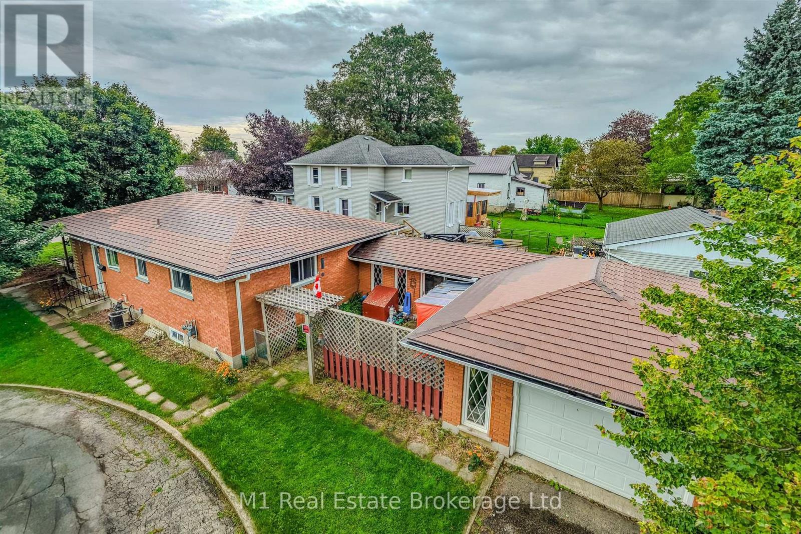 205 ALBERT STREET, Minto — photo 2