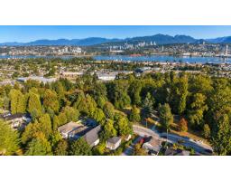 13090 111 Avenue, Surrey, BC V3T2S1 Photo 18