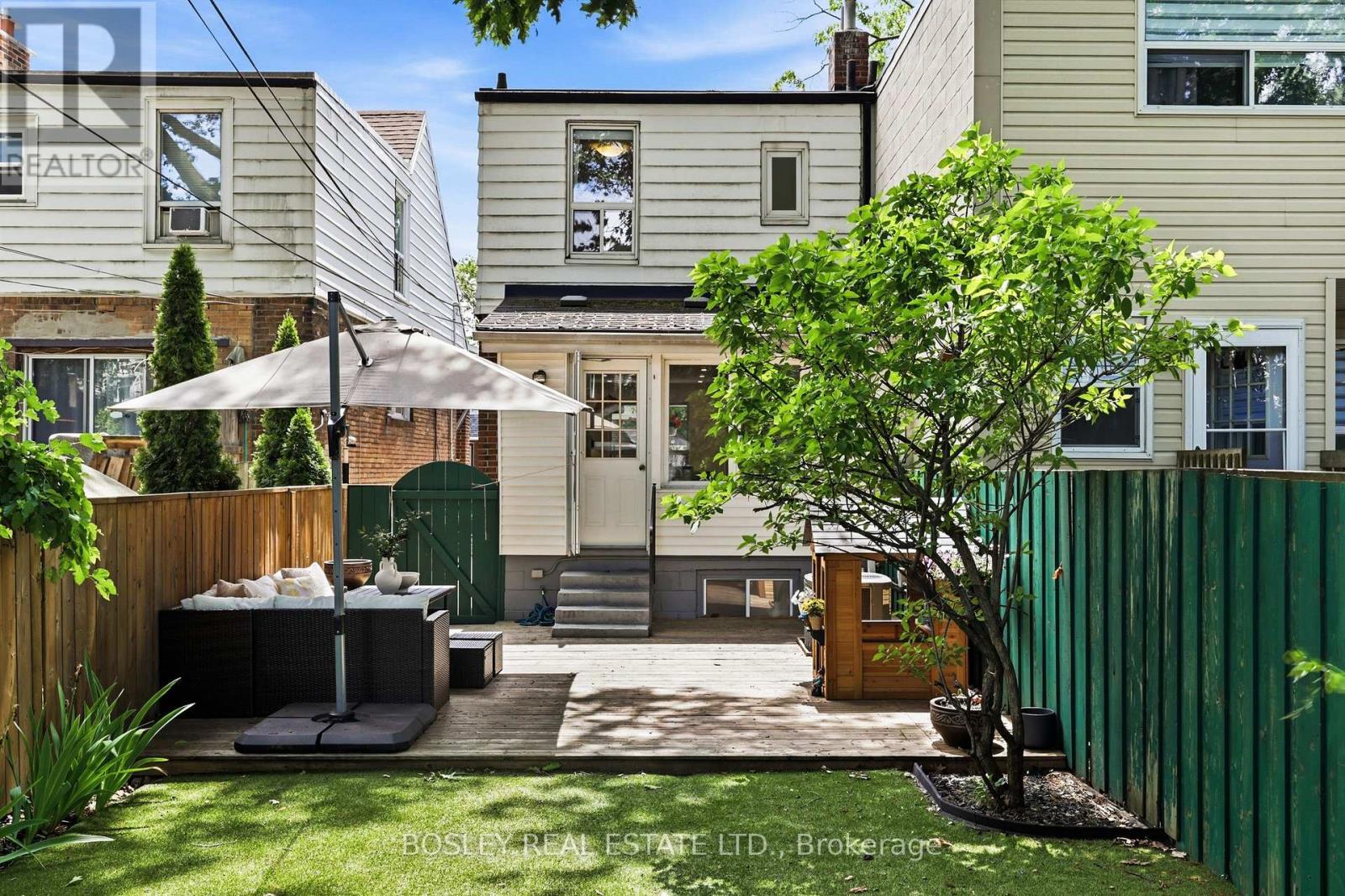 682 MILVERTON BOULEVARD - 39