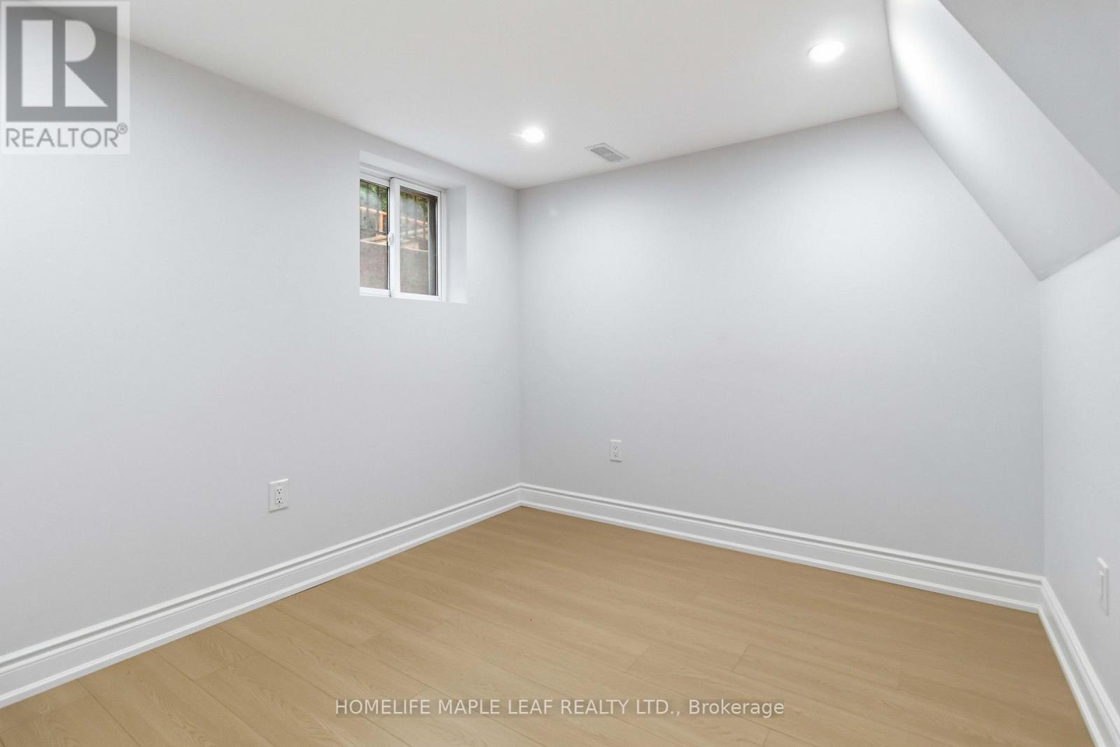 BASEMENT - 90 BURGBY AVENUE, Brampton (Northwood Park) — photo 8