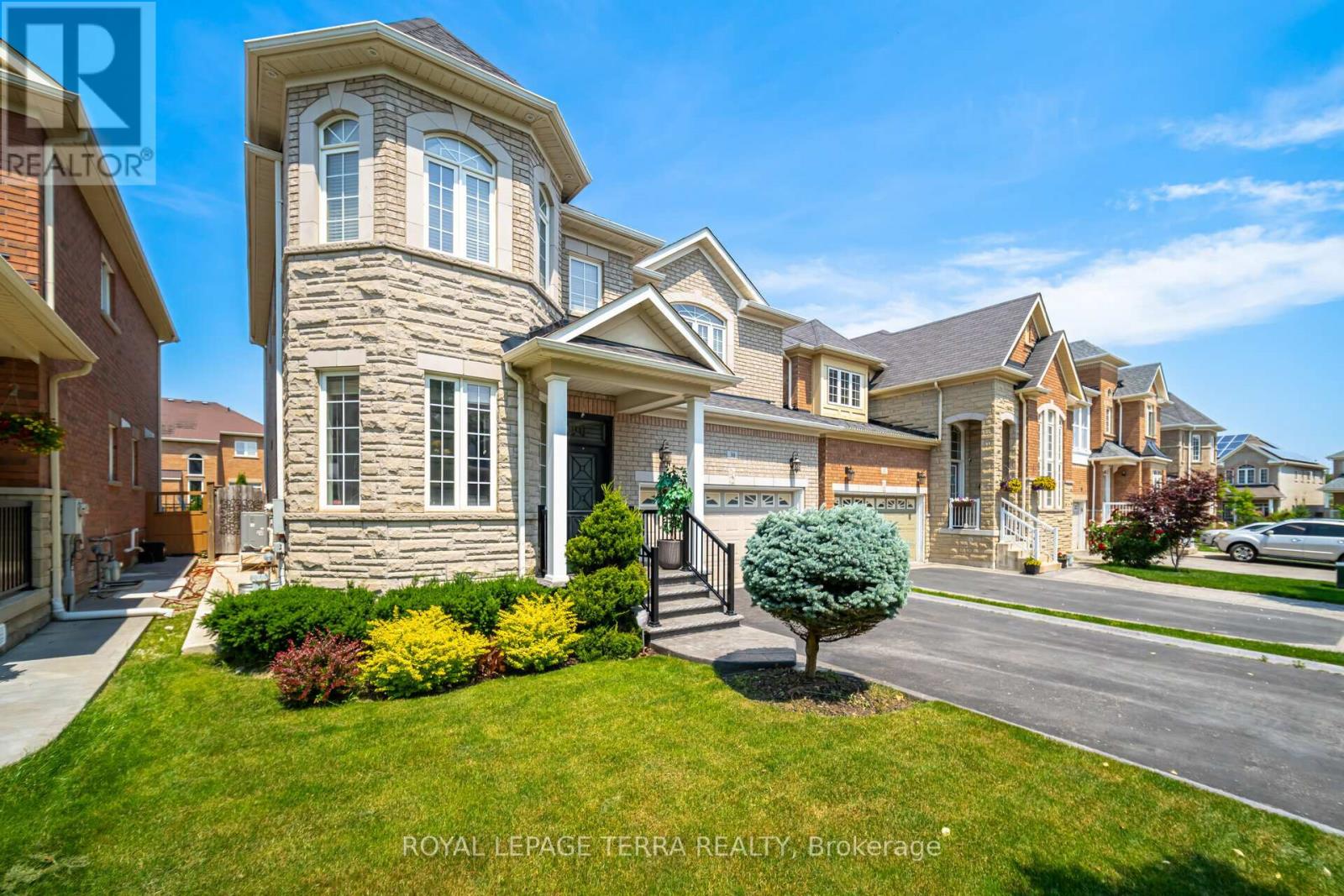 UPPER - 30 EATONVILLE STREET, Brampton (Northwest Sandalwood Parkway) — photo 3