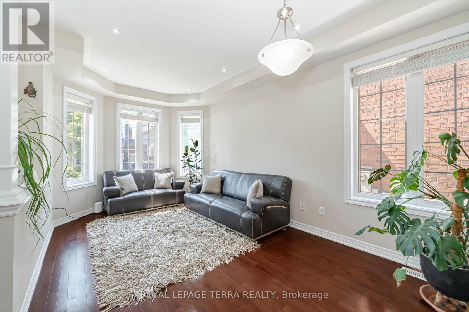 UPPER - 30 EATONVILLE STREET, Brampton (Northwest Sandalwood Parkway) — photo 9