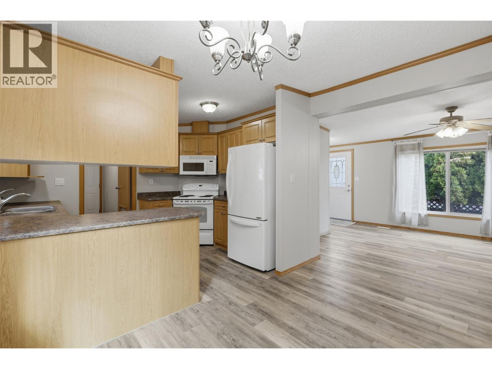 #27 7545 Dallas Drive - 11