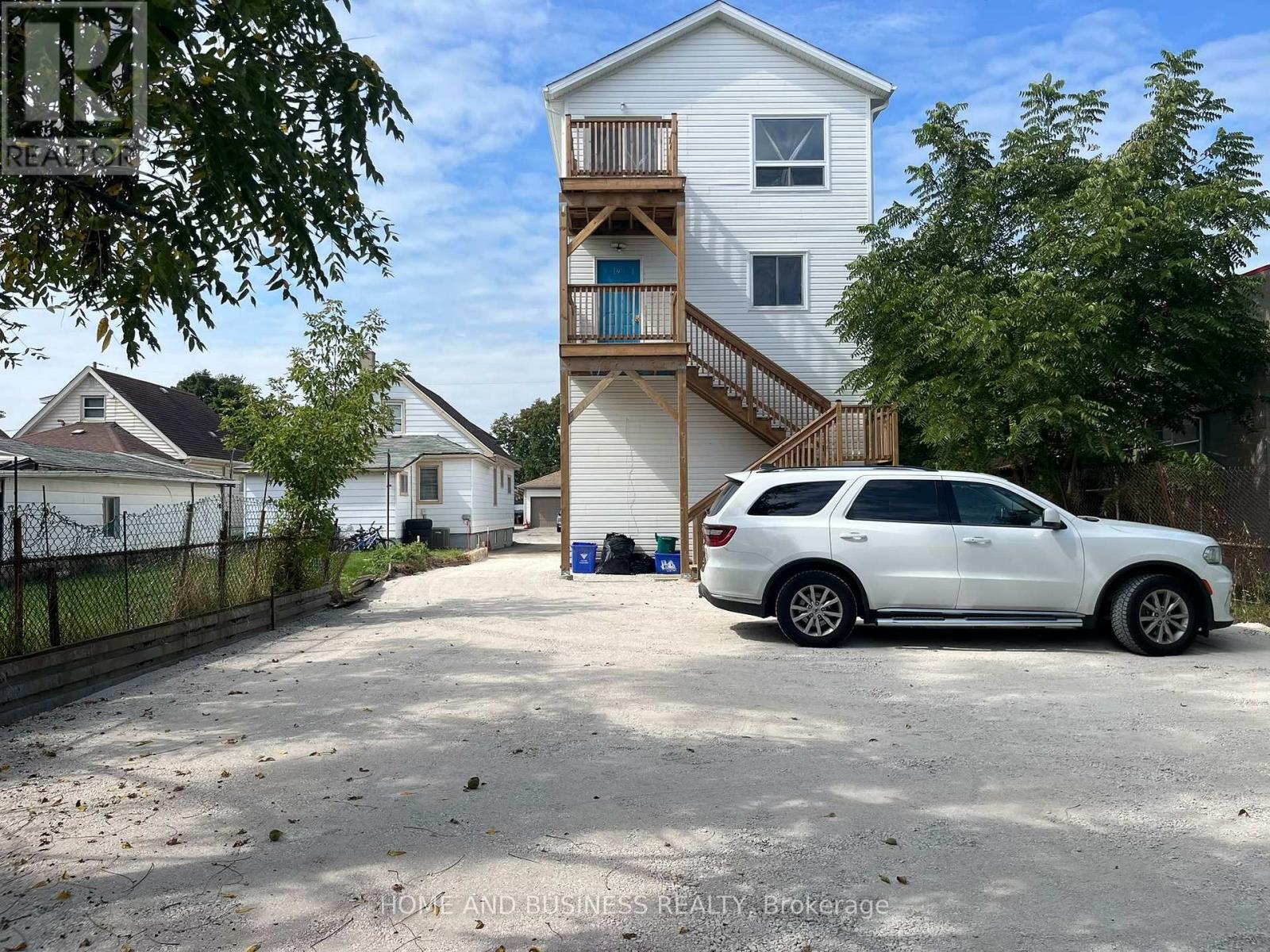 1 - 2 PATRICIA STREET, Thorold (Thorold Downtown)