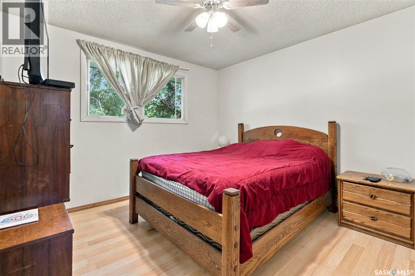 315 Lewis STREET, Pense — photo 18