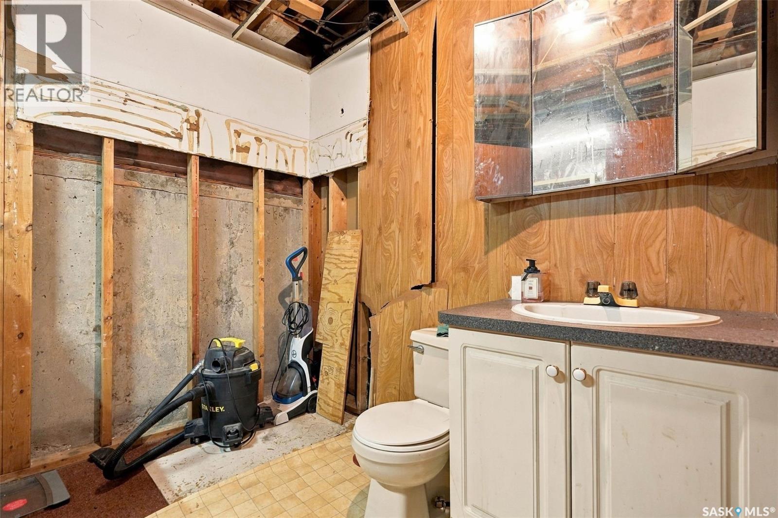 315 Lewis STREET, Pense — photo 27