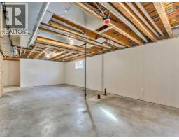 216 2 Street Nw, Medicine Hat, AB T1A6J5 Photo 40