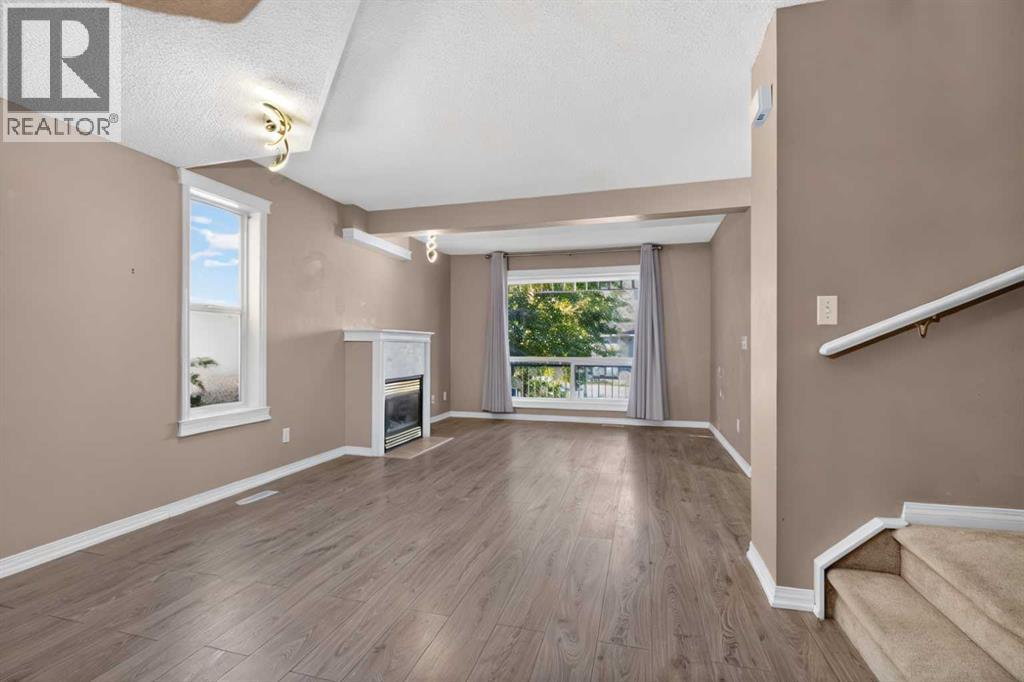 2724 16 Avenue SE - photo 3
