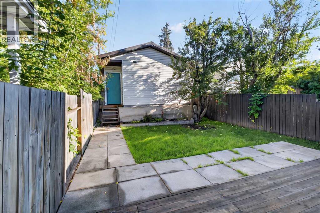 2724 16 Avenue SE - photo 33