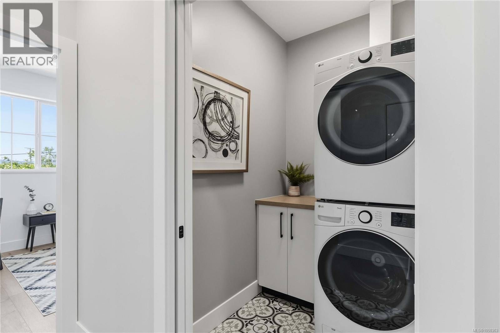 #2 2312 Orchard Ave - Image 22