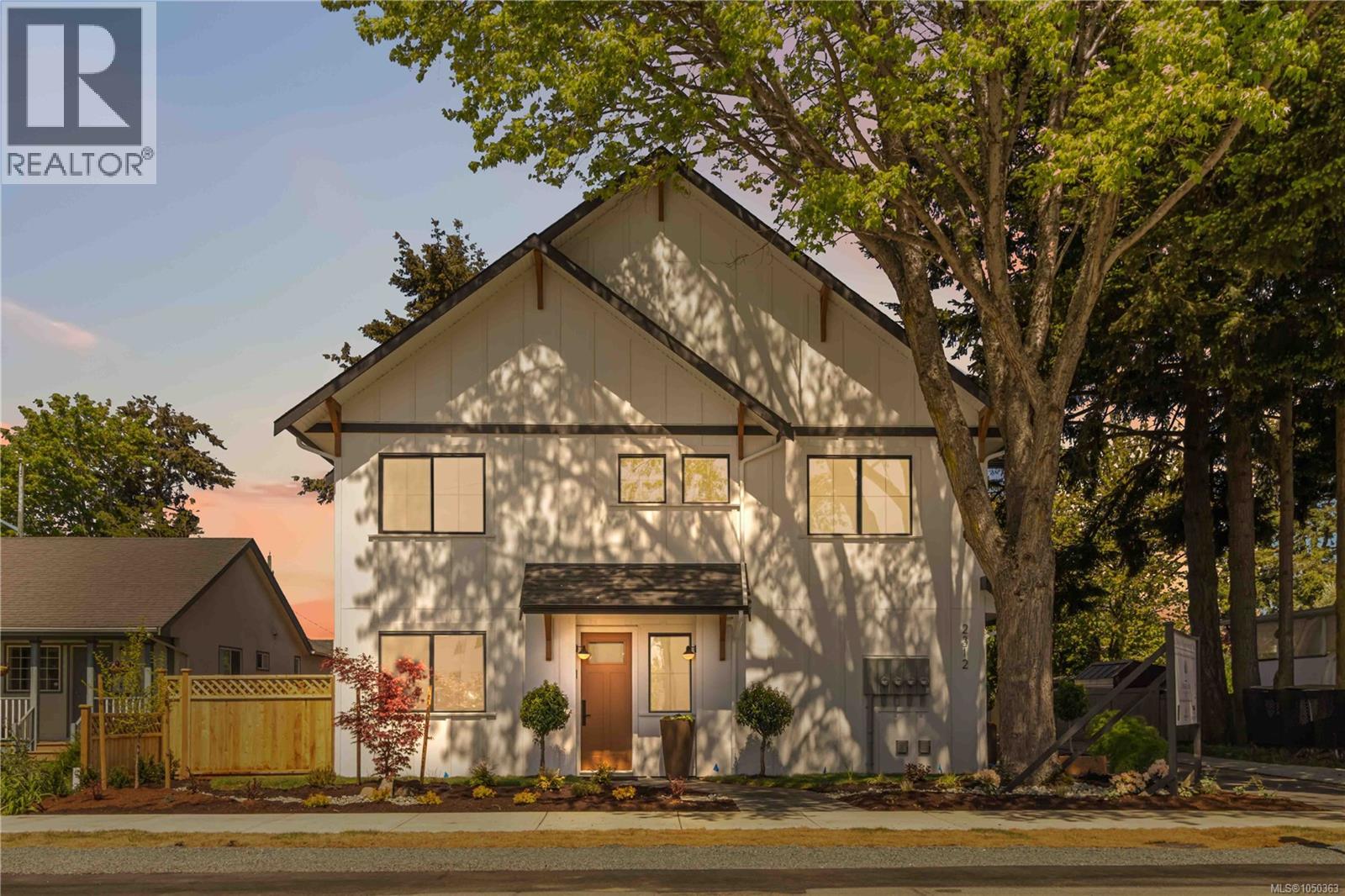 #2 2312 Orchard Ave - 33