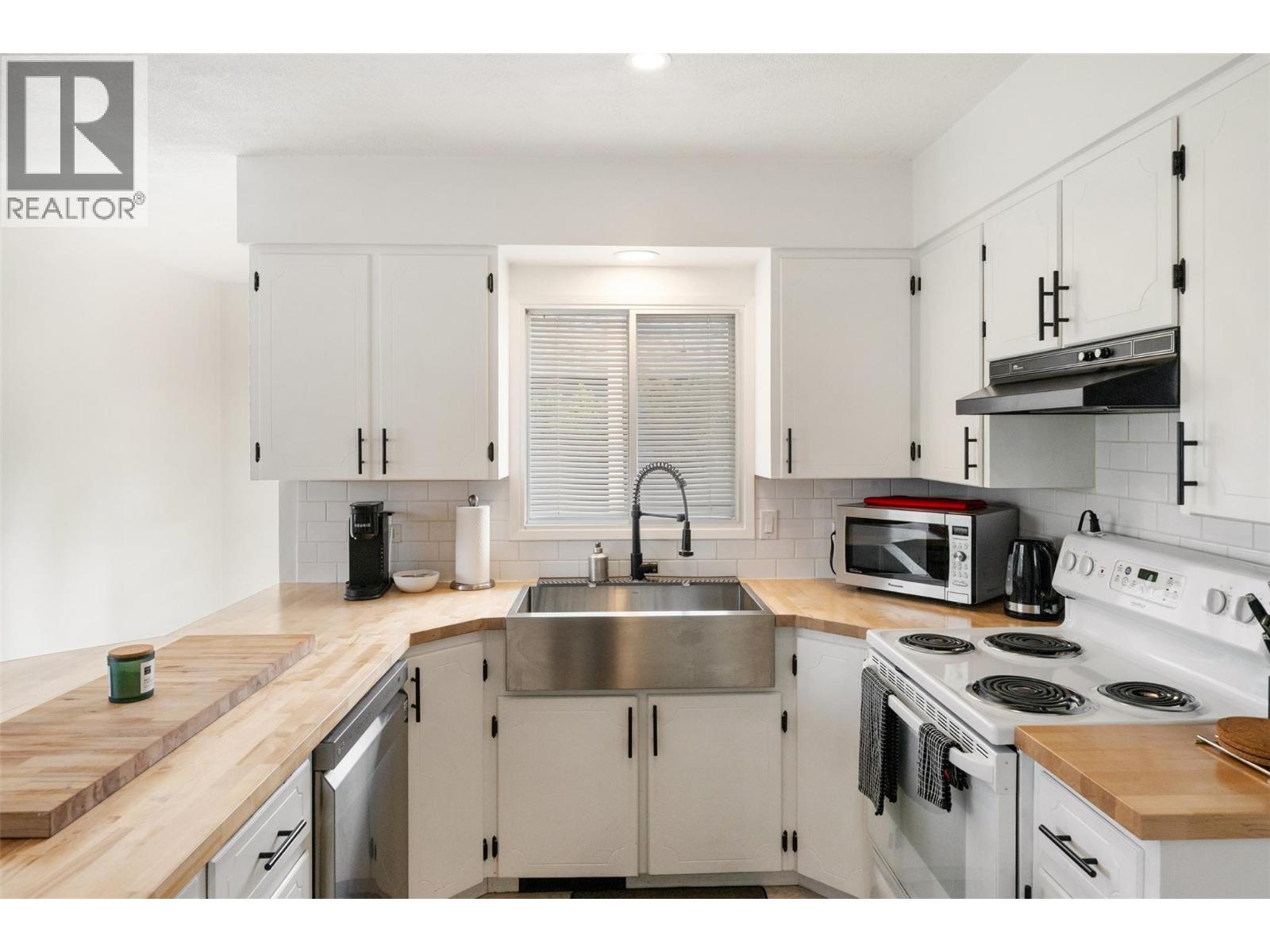  637 Alexander Avenue, Penticton