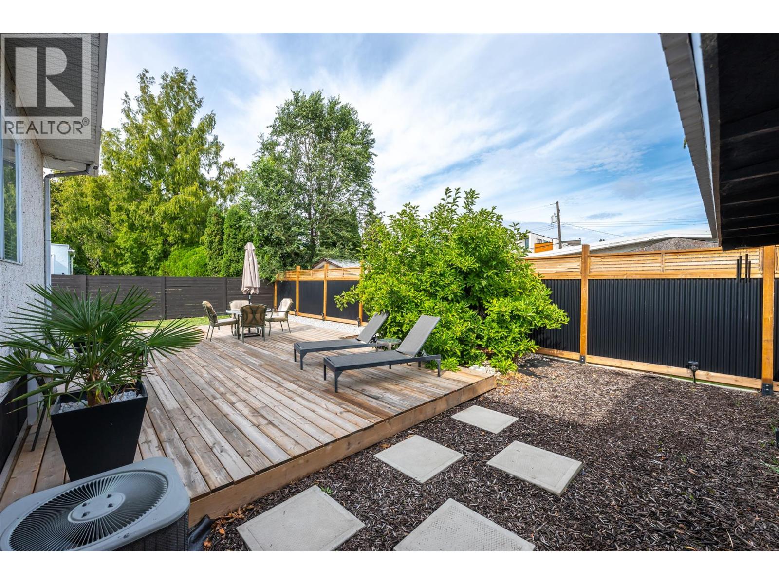  637 Alexander Avenue, Penticton