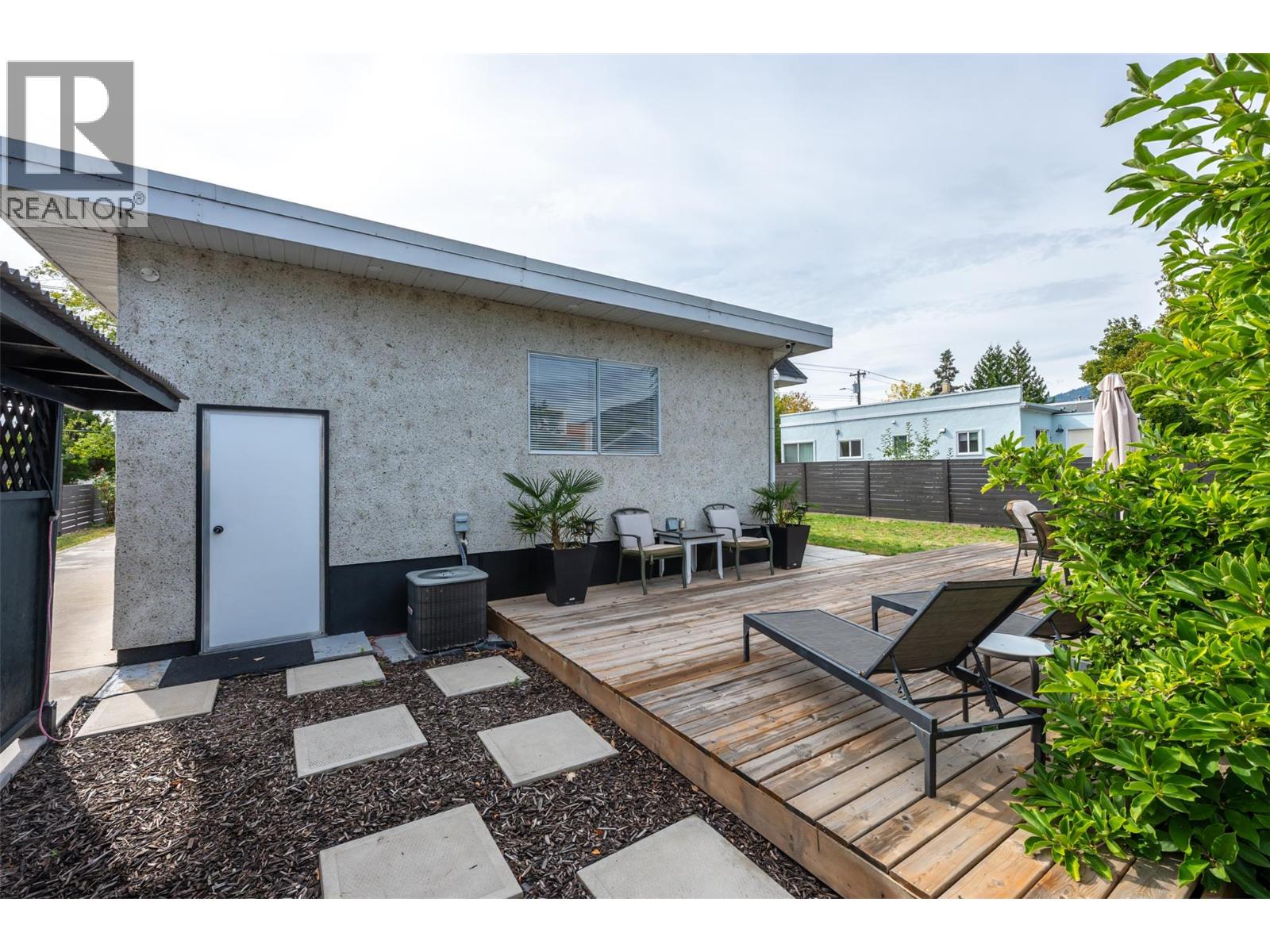  637 Alexander Avenue, Penticton