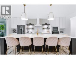 147 Reba Crescent, photo 13