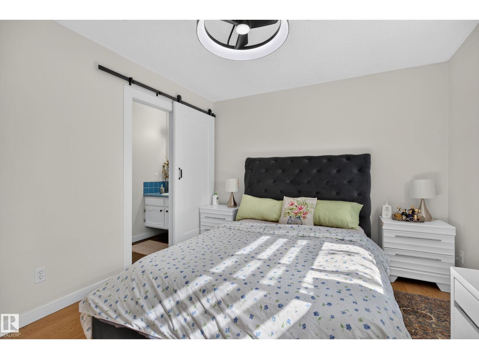 9212 150 AV NW - 22