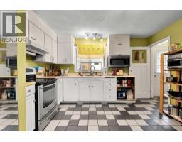 6 Tipton Place NW - photo 6