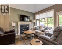 Bedroom - 218 Springbank Villas Sw, Calgary, AB T3H5P7 Photo 12
