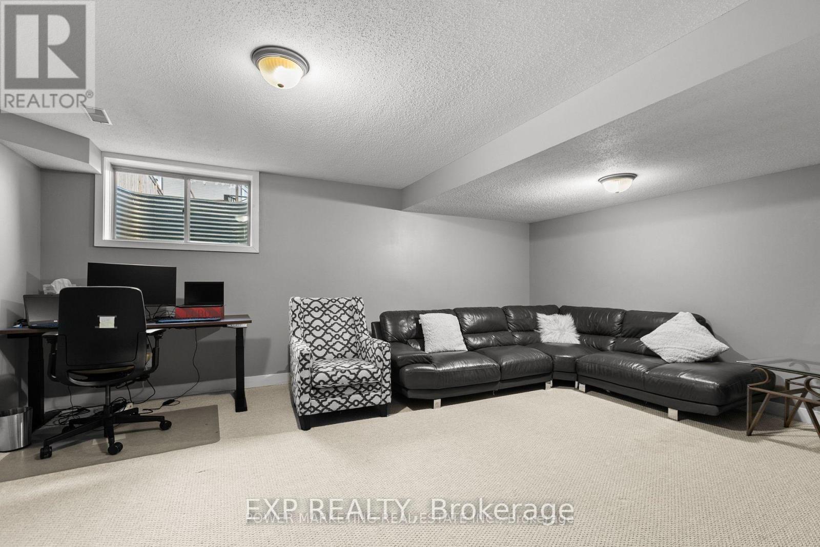 2200 NANTES STREET - Image 21