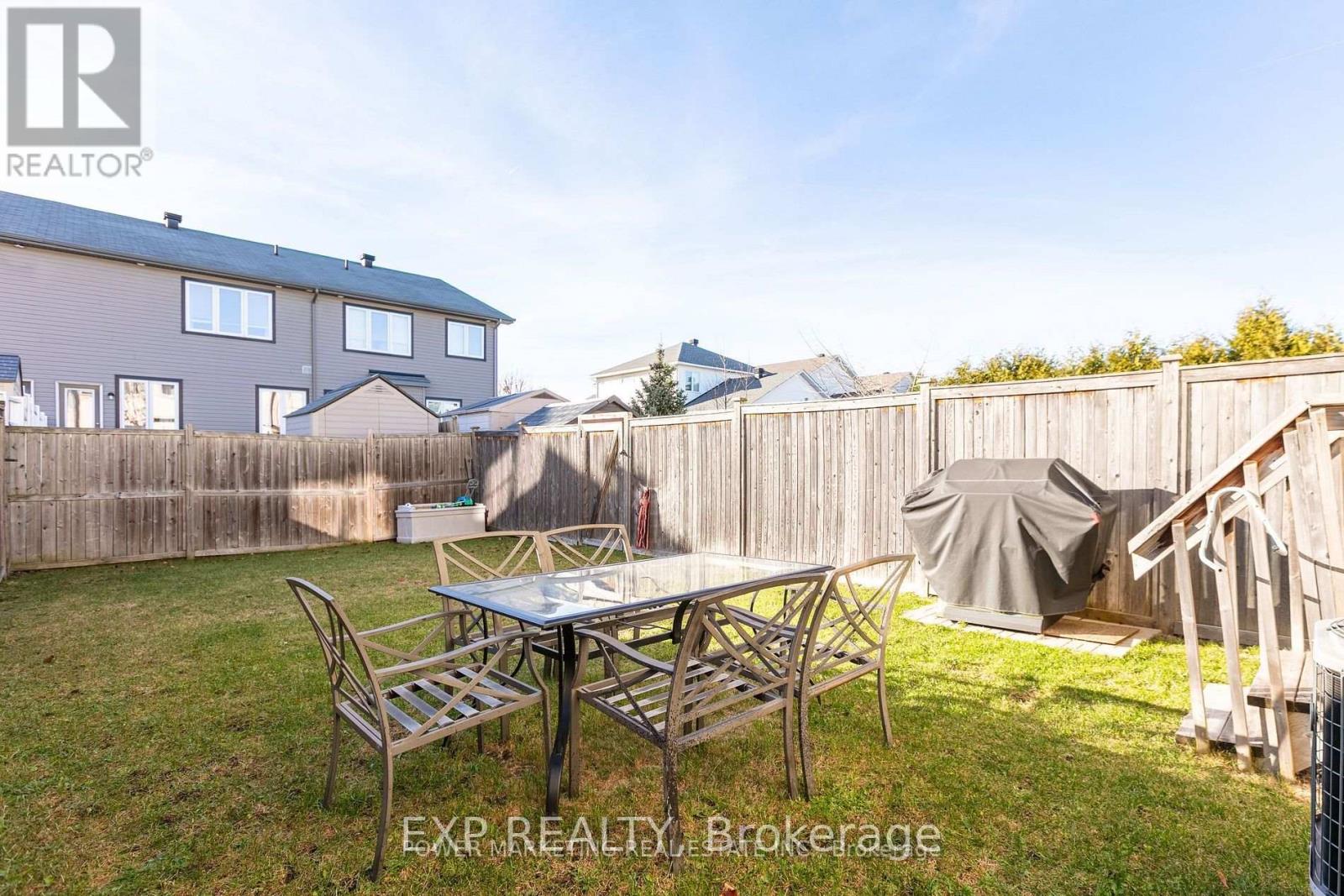 2200 NANTES STREET - Image 23