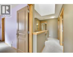 7308 26 Avenue SW - photo 19