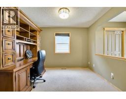 7308 26 Avenue SW - photo 3
