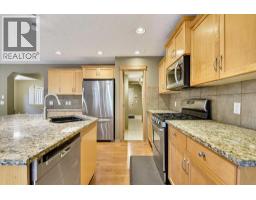 7308 26 Avenue SW - photo 13