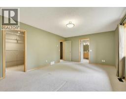 7308 26 Avenue SW - photo 22