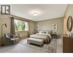 7308 26 Avenue SW - photo 20