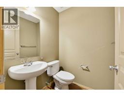 7308 26 Avenue SW - photo 17