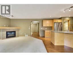 7308 26 Avenue SW - photo 9