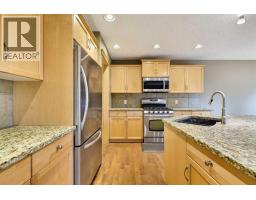 7308 26 Avenue SW - photo 11