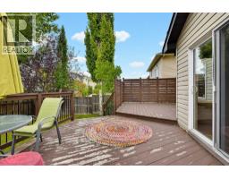 7308 26 Avenue SW - photo 36