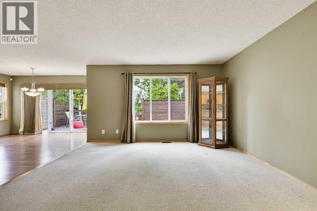 7308 26 Avenue SW - photo 5