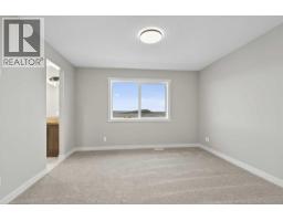 215 Waterford Heights, Chestermere, AB T1X3B7 Photo 40