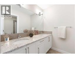 Primary Bedroom - 215 Waterford Heights, Chestermere, AB T1X3B7 Photo 12
