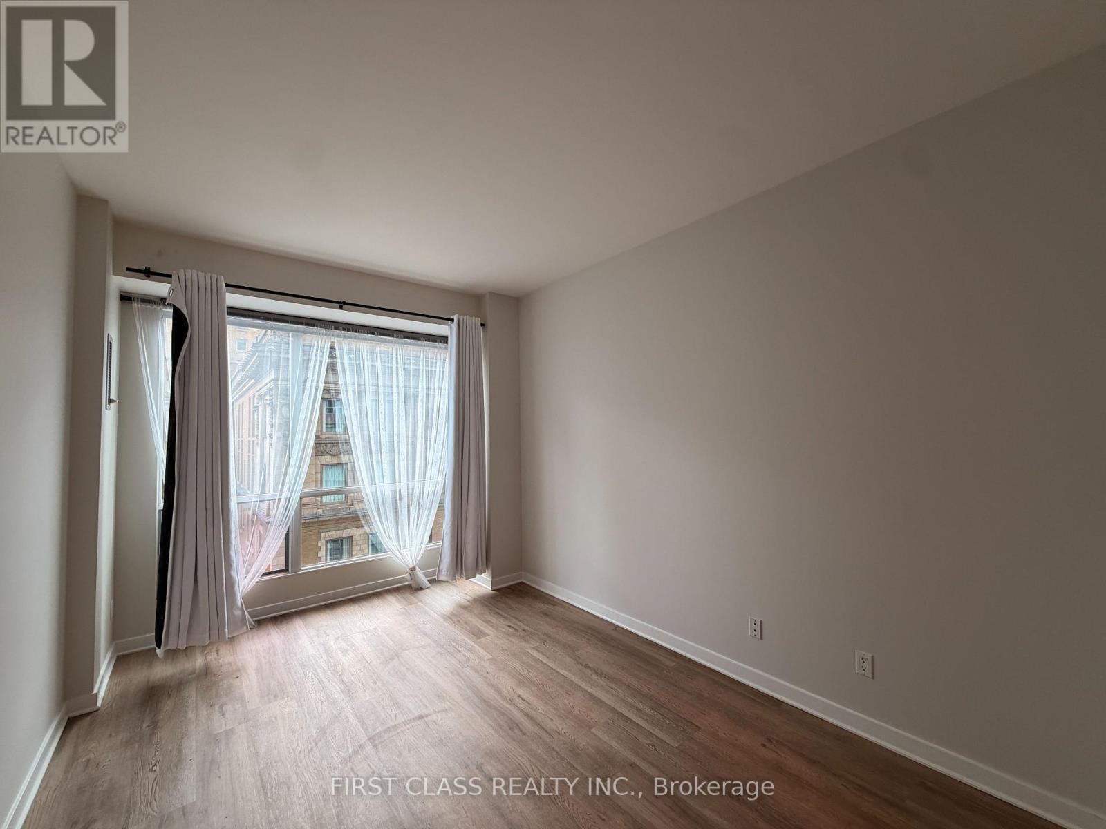 916 - 7 KING STREET E, Toronto (Church-Yonge Corridor) — photo 9