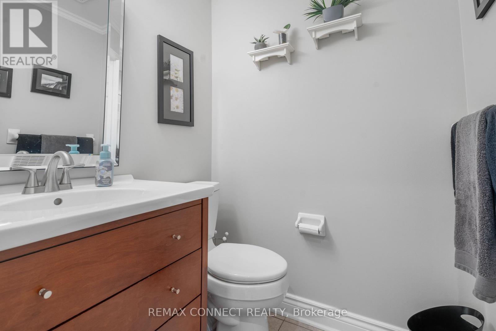 11 MCNEILAGE COURT - 23