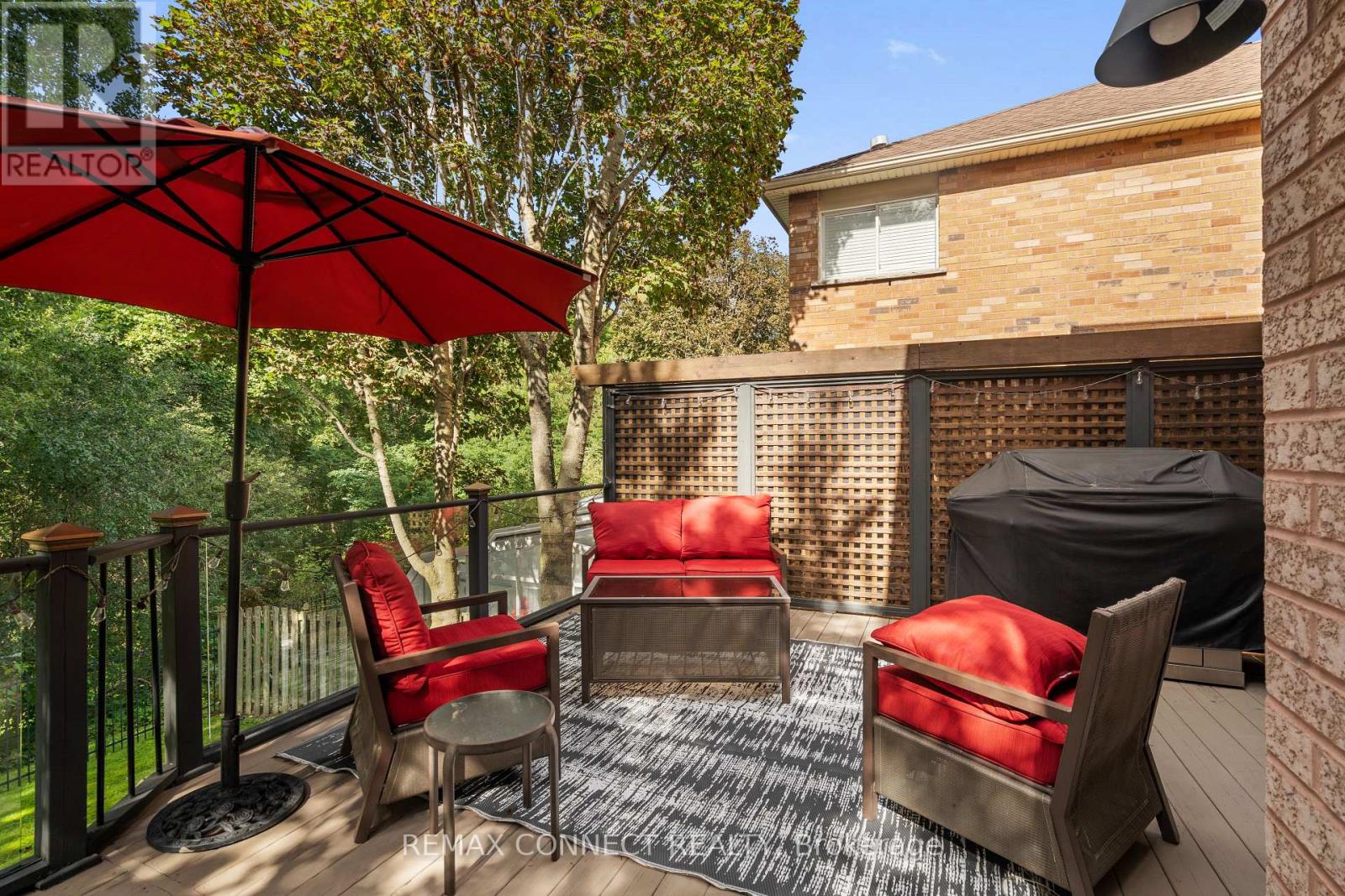 11 MCNEILAGE COURT - 25